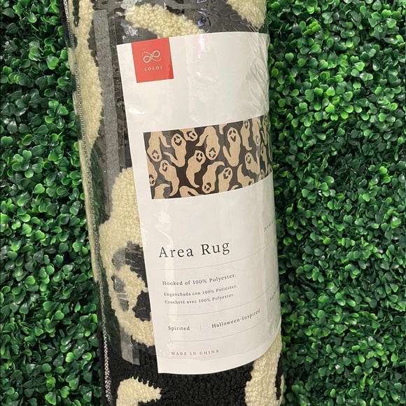 GHOST RUG - Picture 2 of 2